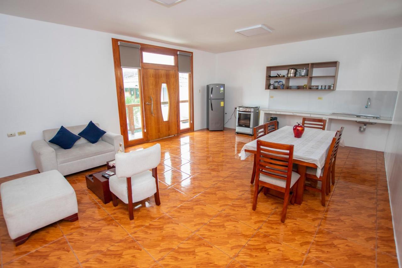 Blue Marlin Galapagos, Hotel & Spa 푸에르토 바케리조 모레노 외부 사진