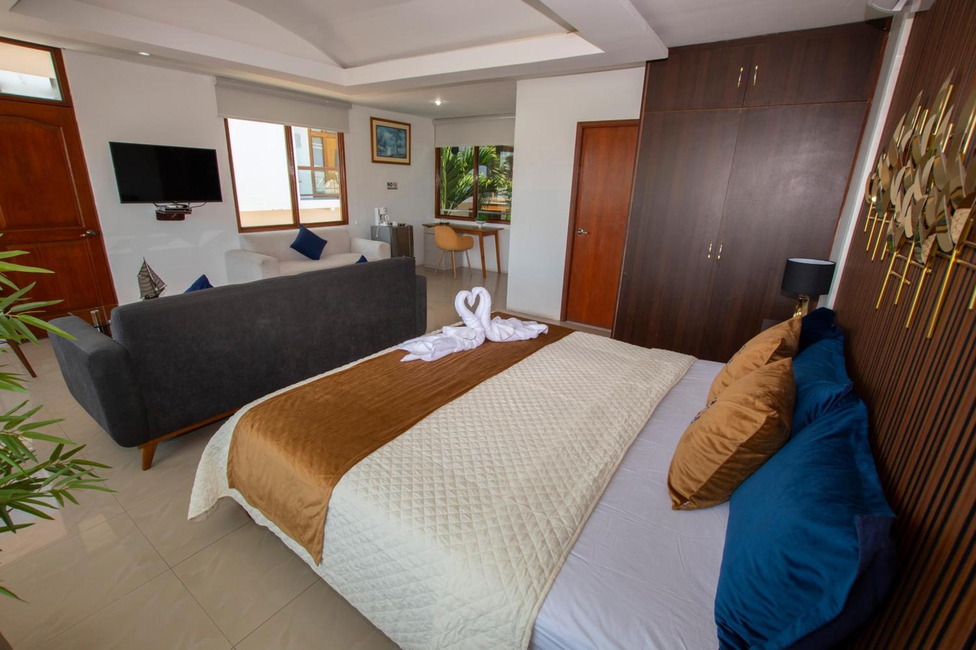 Blue Marlin Galapagos, Hotel & Spa 푸에르토 바케리조 모레노 외부 사진